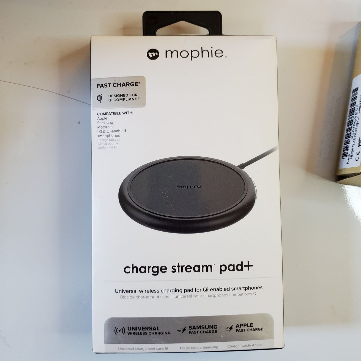 Wireless Disc Charger for most mobile devices Charge Stream pad+